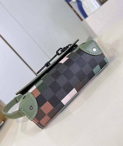 Louis Vuitton Sling Bag (VIP Quality)