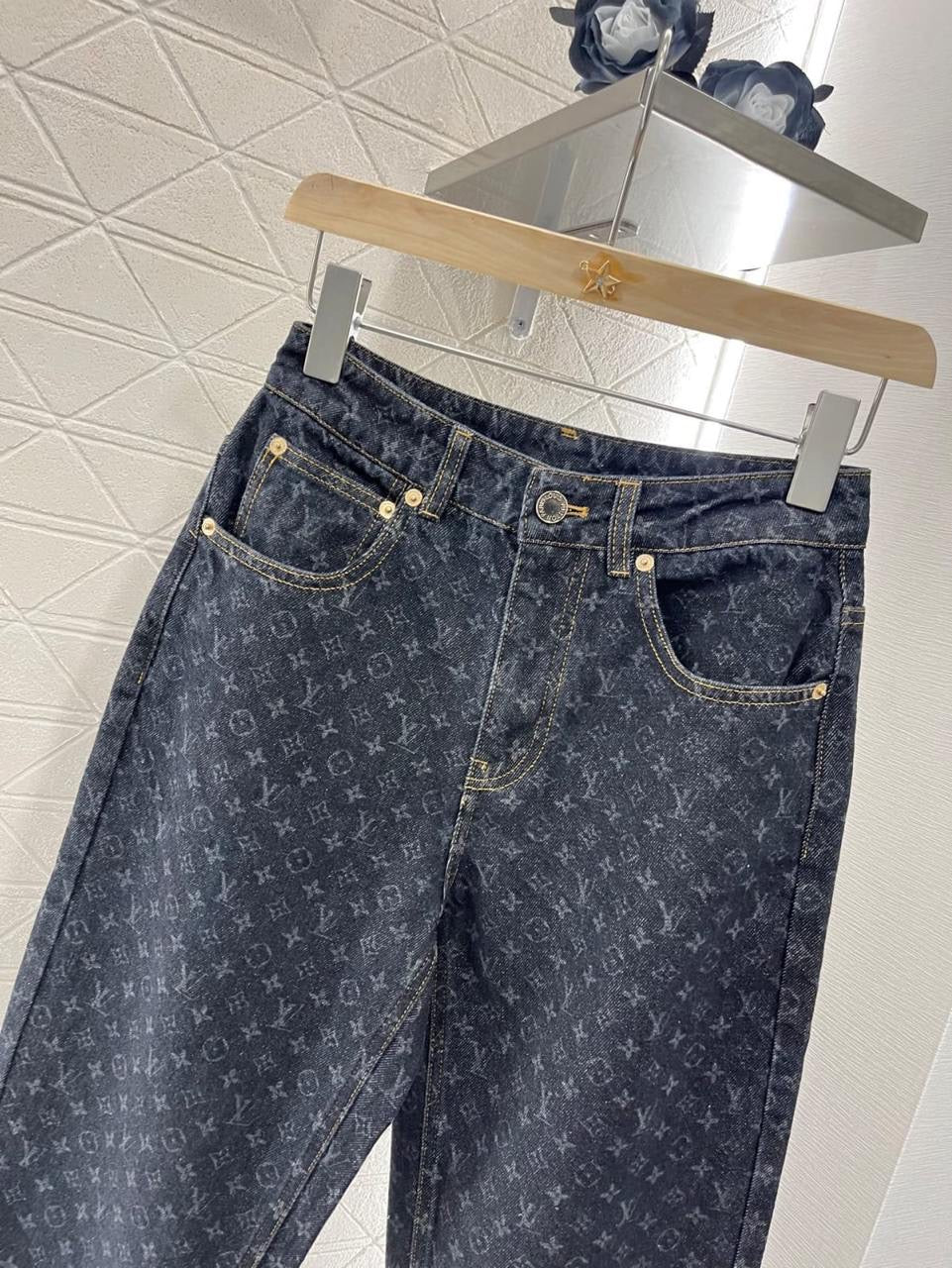 Louis Vuitton Jeans Pants