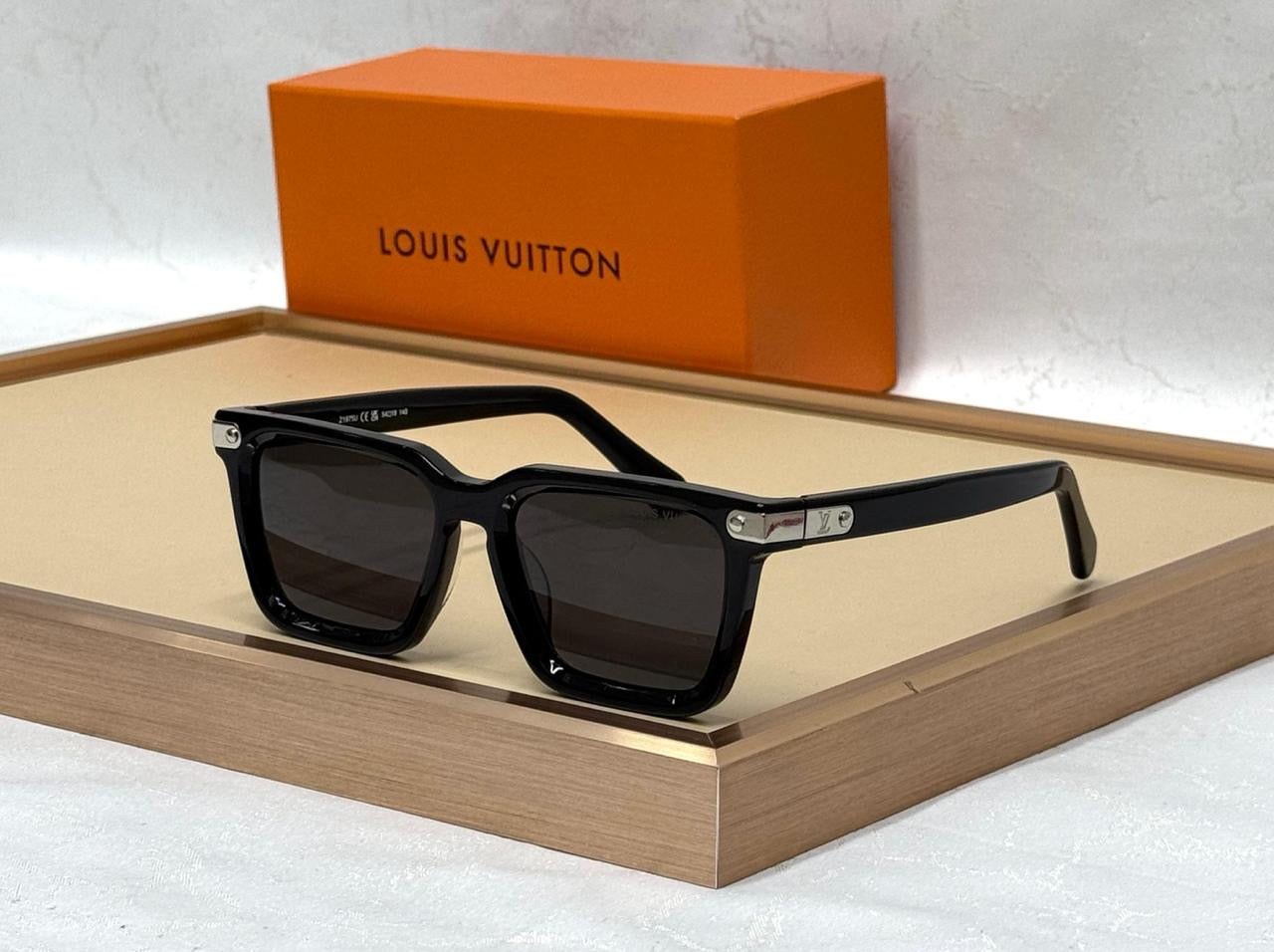 Louis Vuitton Sunglasses 3 colors