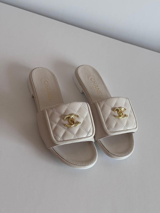 Chanel Slipper
