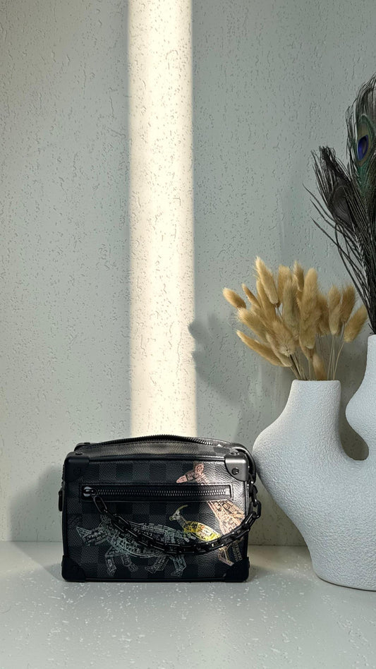 Louis Vuitton Sling Bag (VIP Quality)