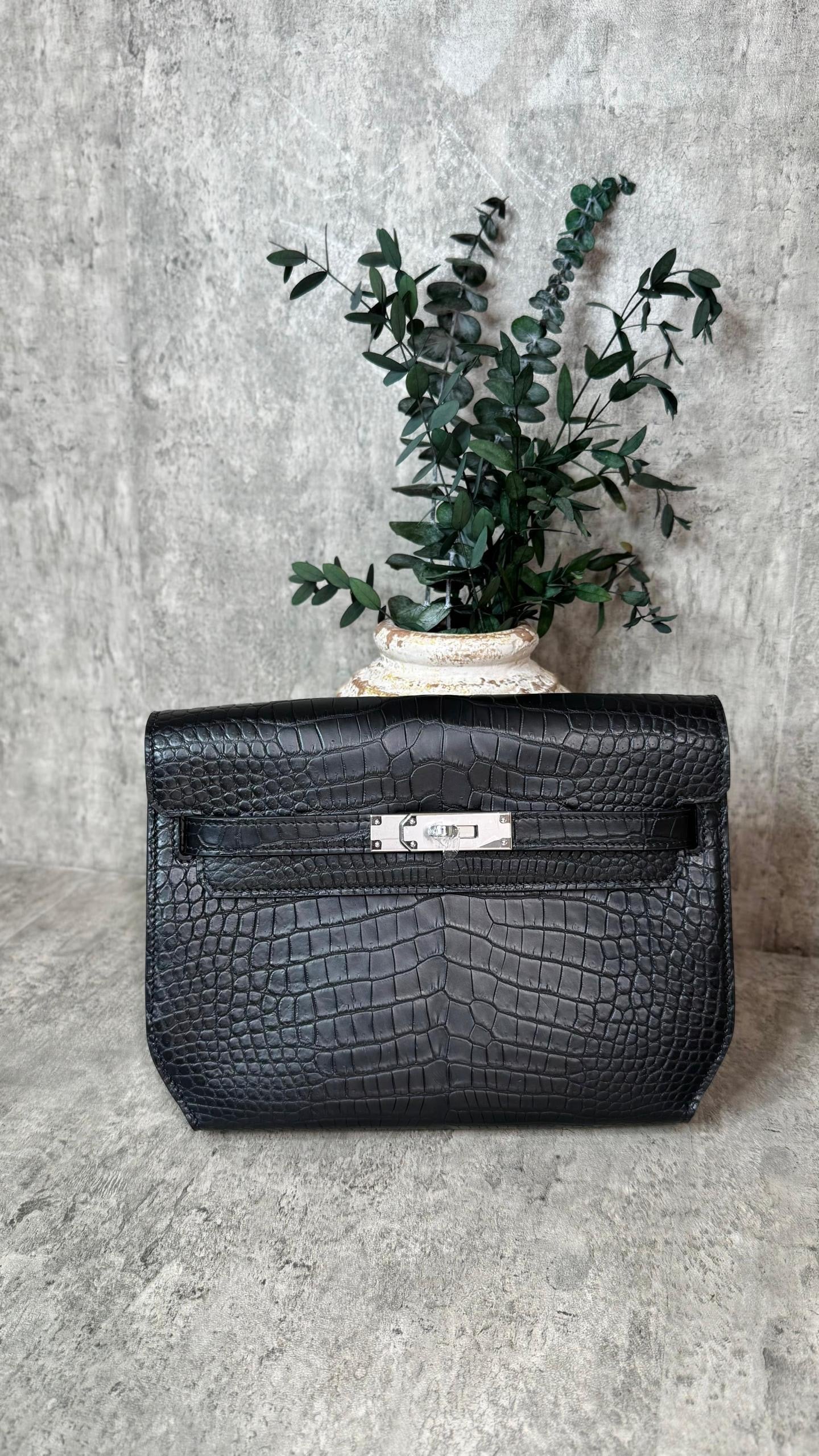 Hermes Clutch (VIP Quality)