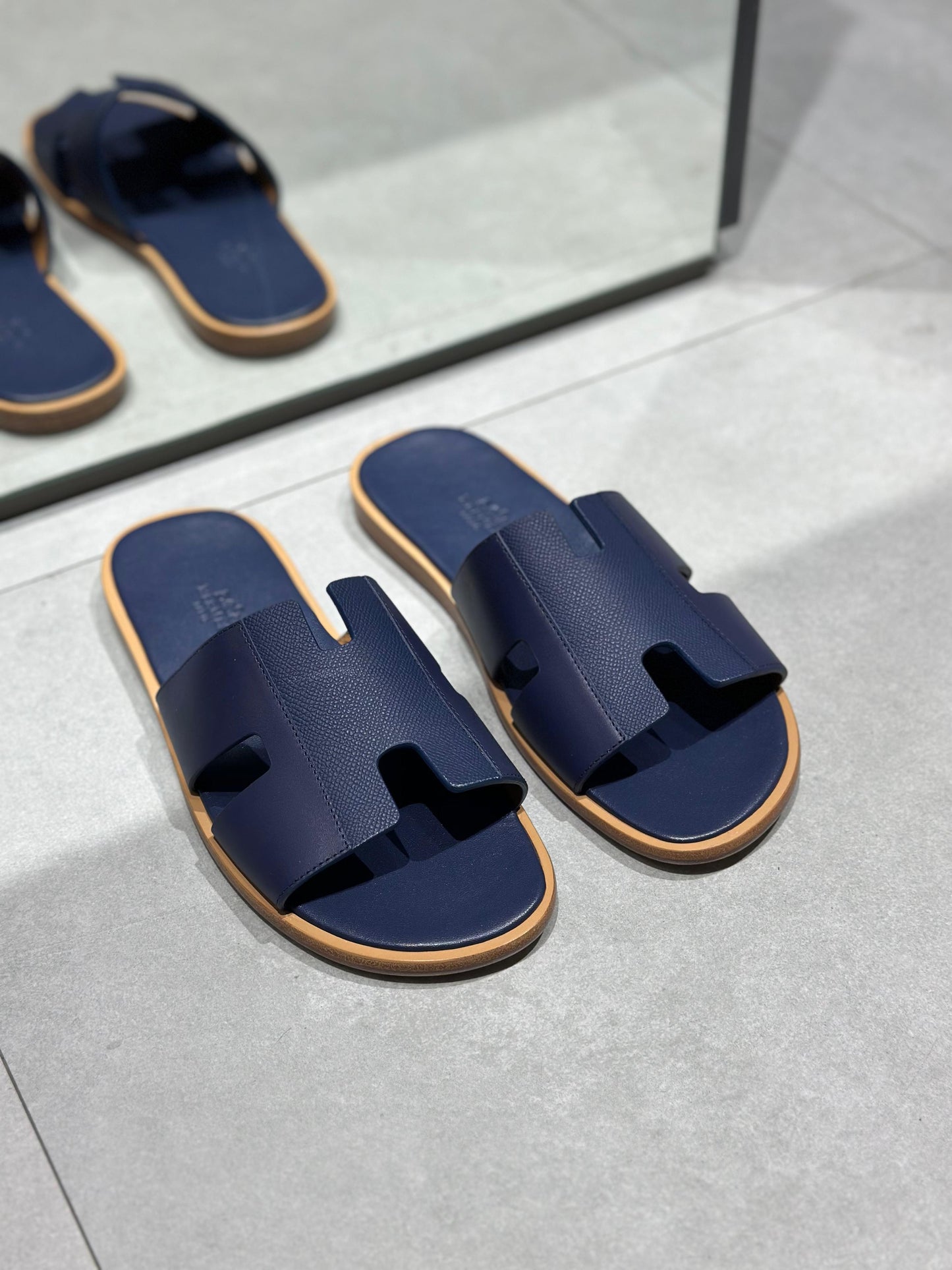 Hermes Slipper
