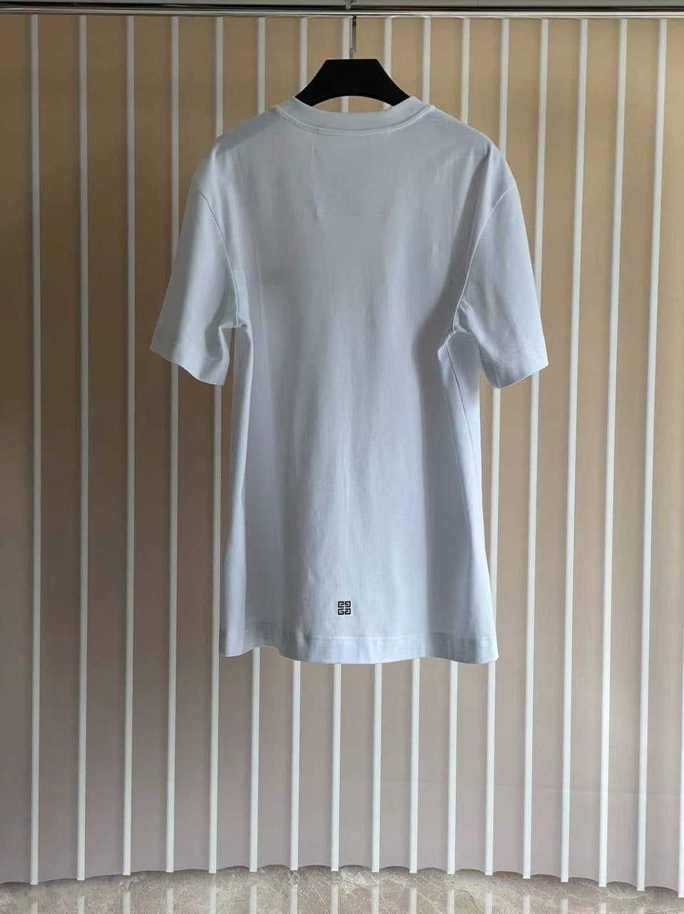 Givenchy T-shirt 2 colors