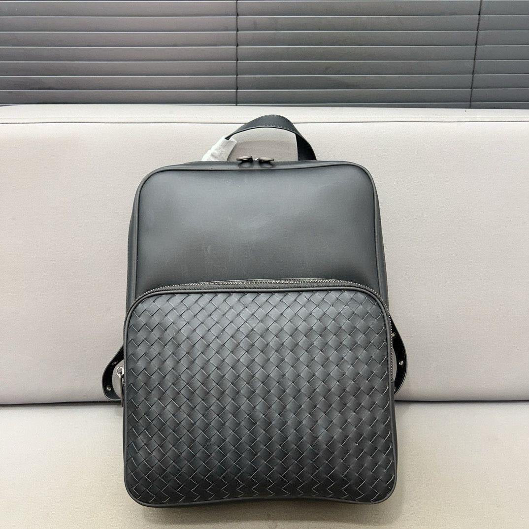 Bottega Backpack