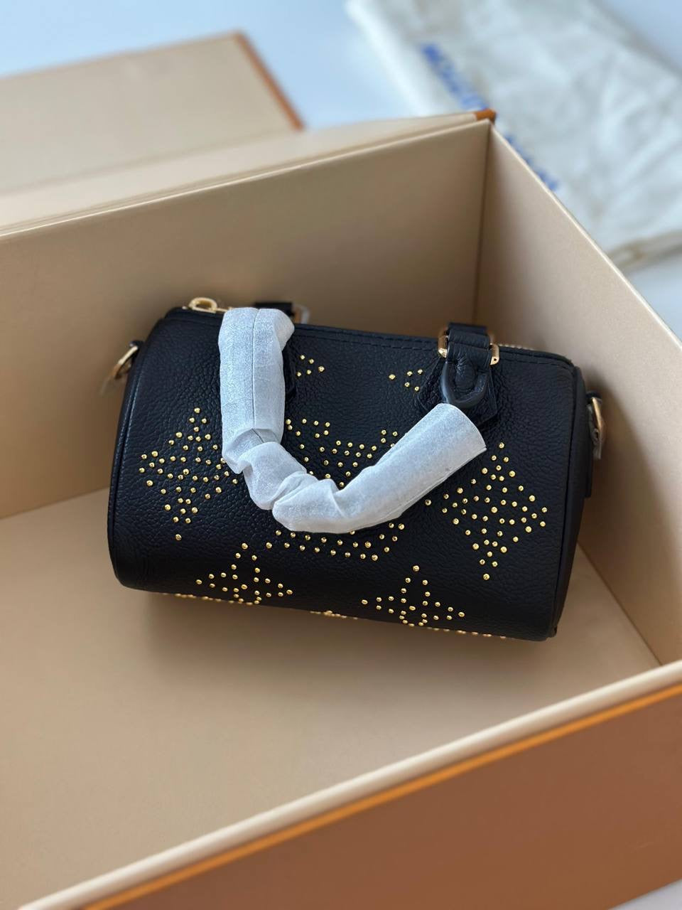 Louis Vuitton Sling Bag (VIP Quality)