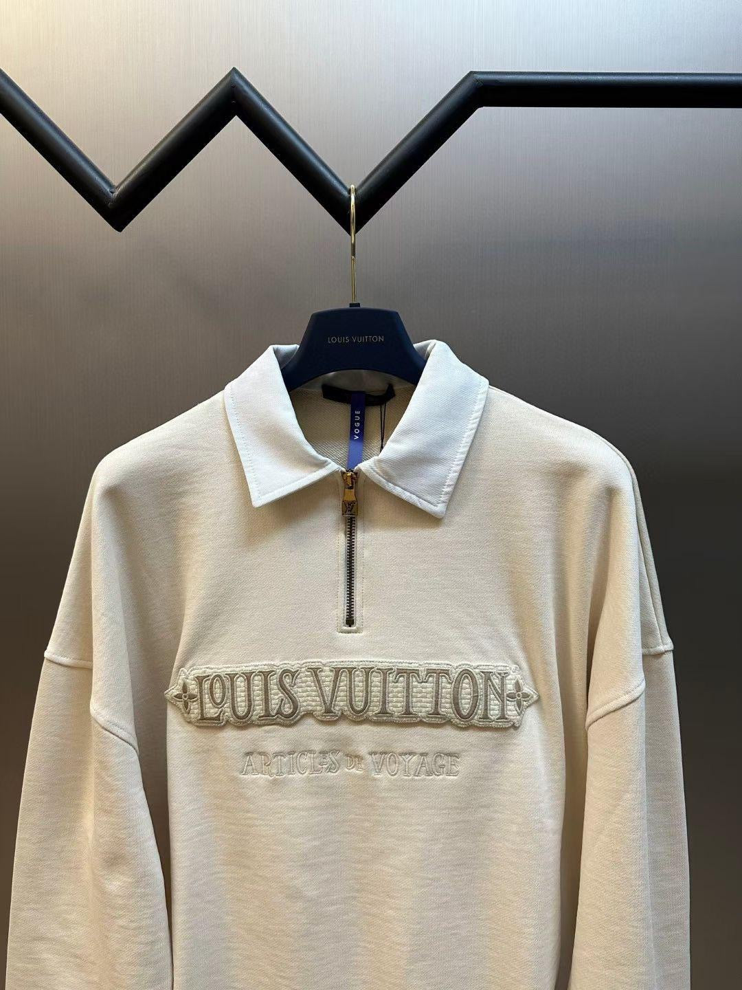 Louis Vuitton Sweatshirt