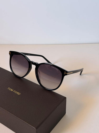 Tom Ford Sunglasses 2 colors