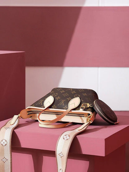 Louis Vuitton sling bag (vip quality)