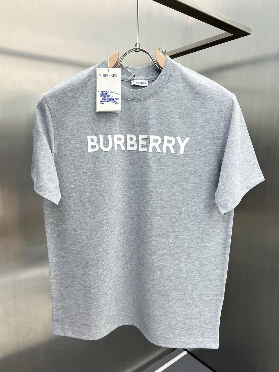 Burberry T-Shirt
