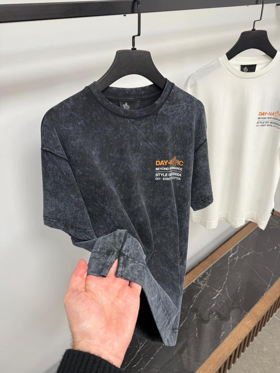 Amiri T-Shirt 2 colors
