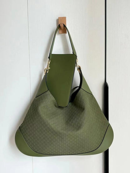 Gucci Shoulder Bag