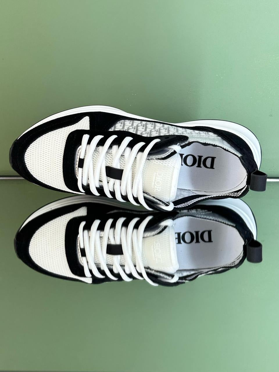 Dior B25 Sneakers