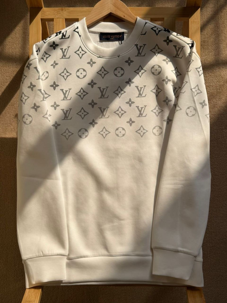 Louis Vuitton Sweatshirt
