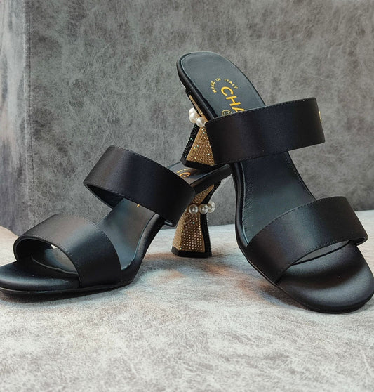 CHANEL Heels