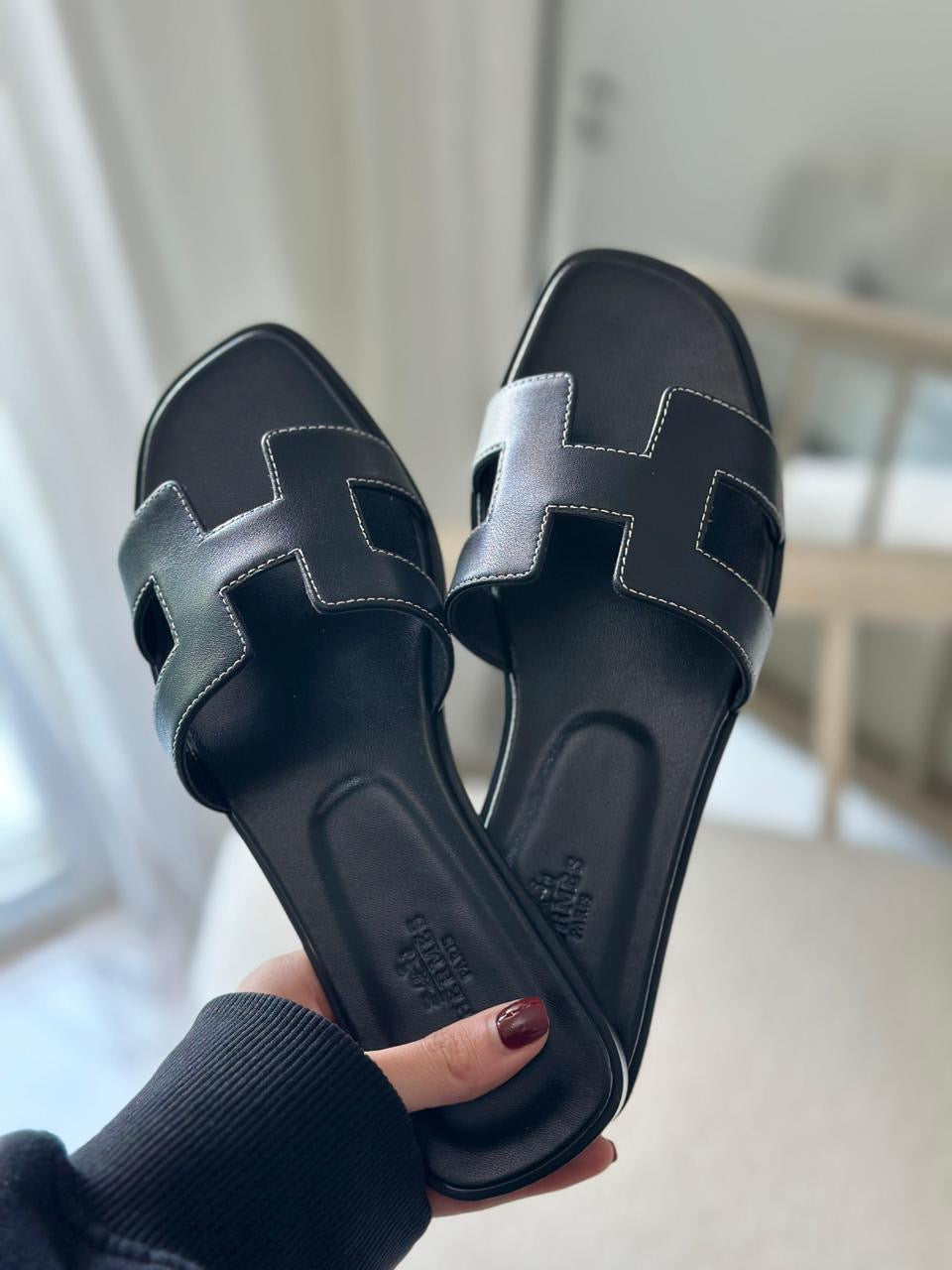 Hermes Slippers 2 colors