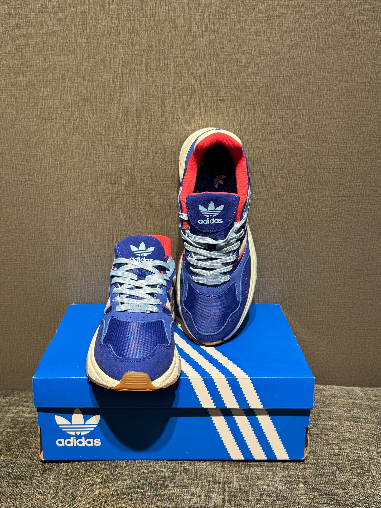 Adidas Retropy F90