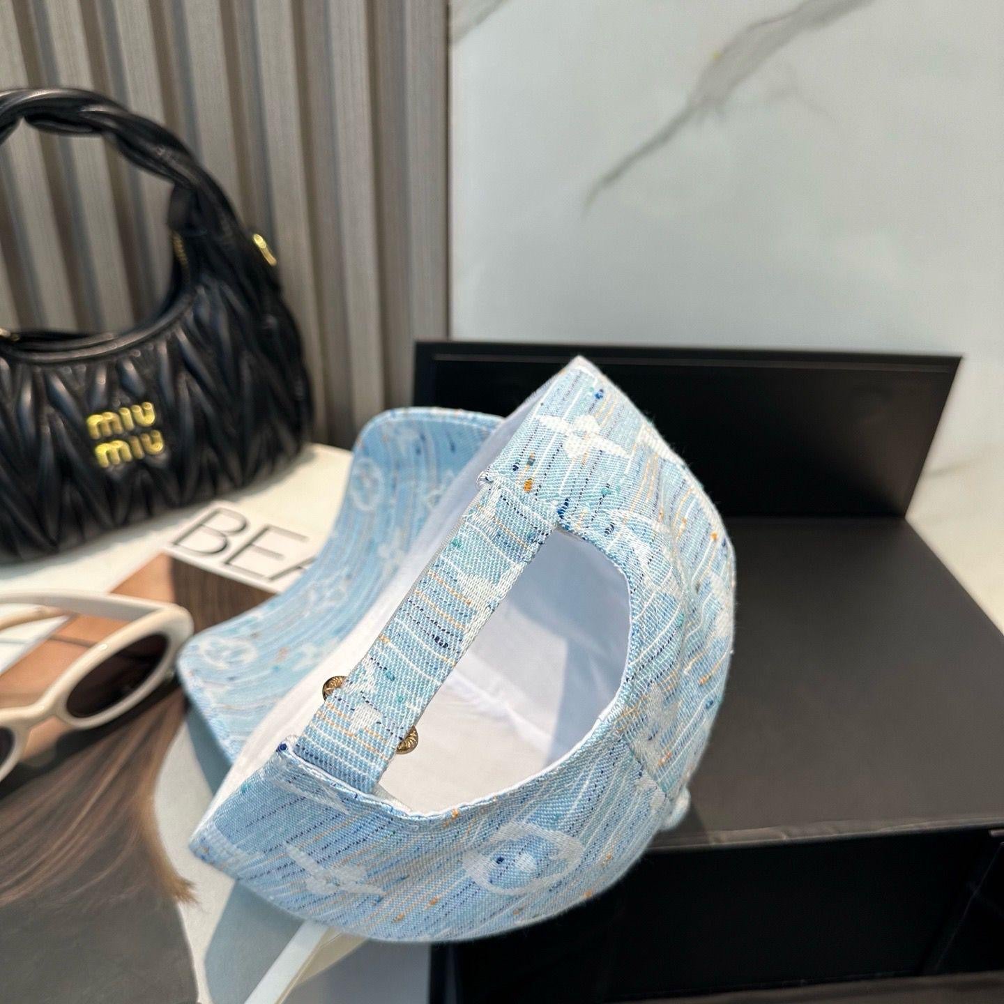 Louis Vuitton Cap