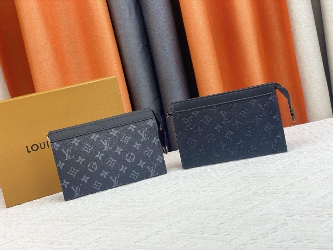 Louis Vuitton Messenger Bag