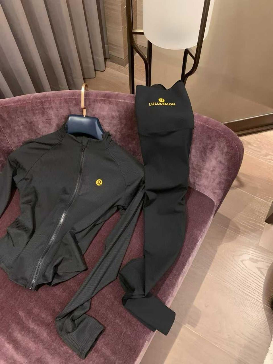 Lululemon Set 2 colors