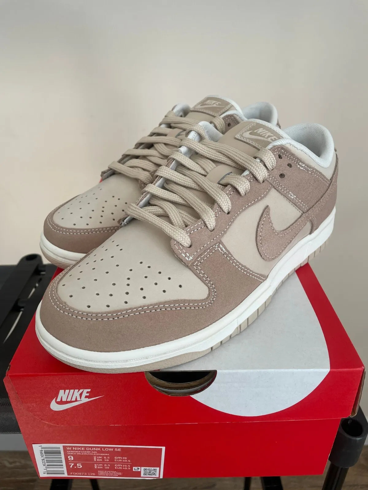 SB Dunk Low Sand Drift