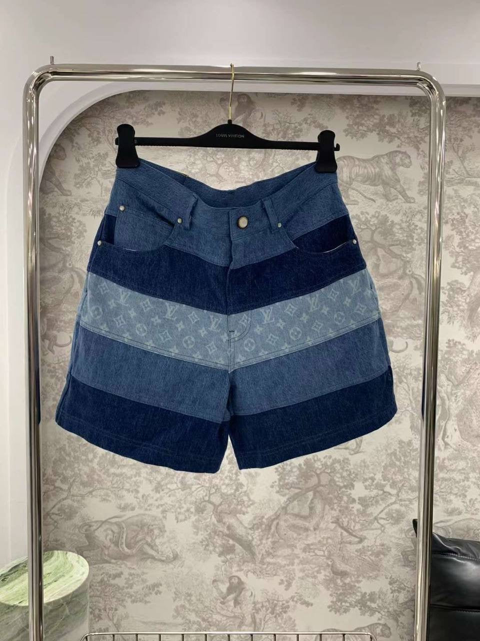 Louis Vuitton Short