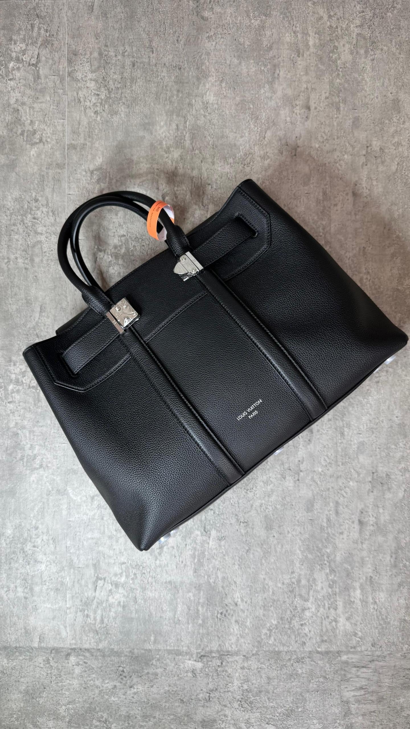 Louis Vuitton Tote Bag (VIP Quality)