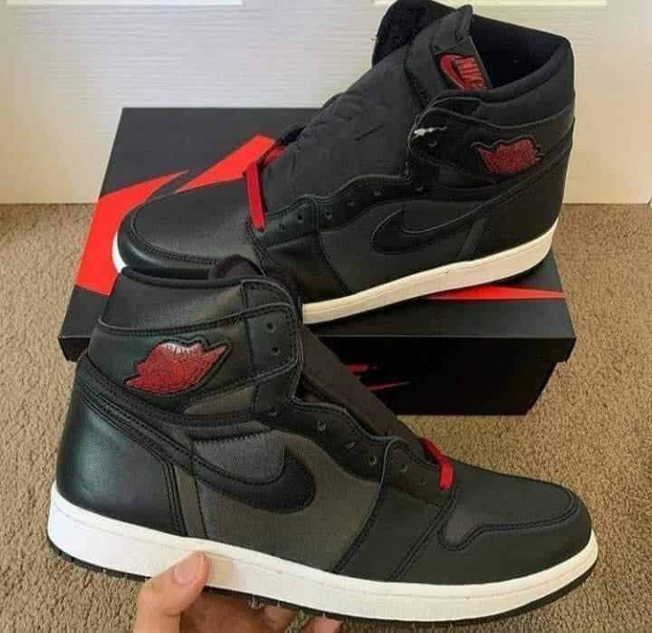Jordan 1 High Black Gym
