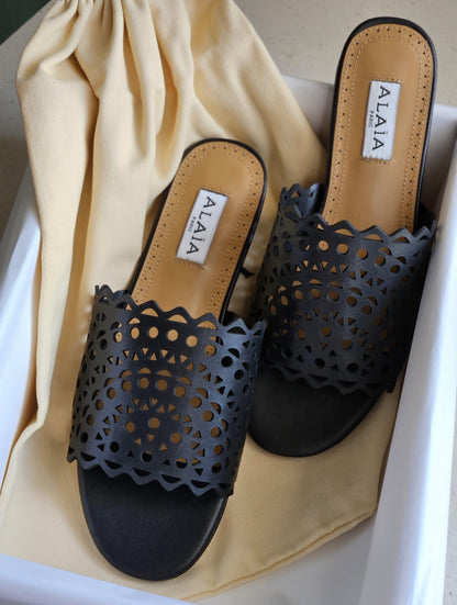 ALAIA Slippers 3 colors
