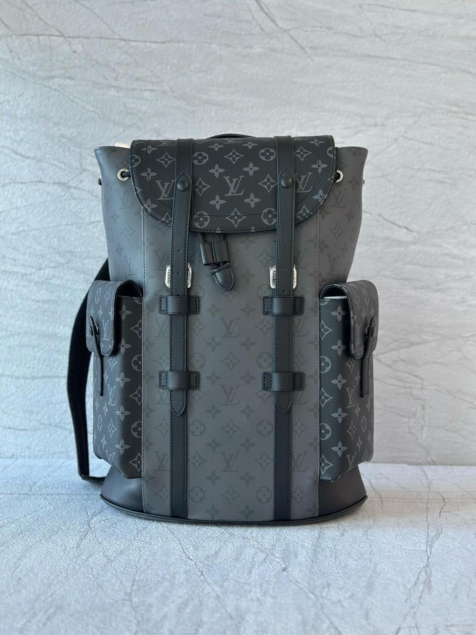 Louis Vuitton Backpack (VIP Quality)