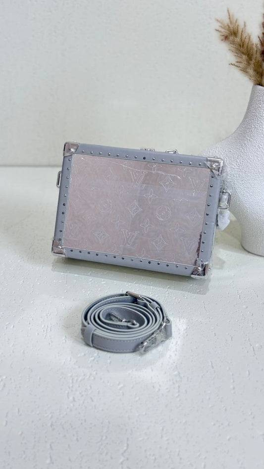 Louis Vuitton Messenger Bag (VIP Quality)