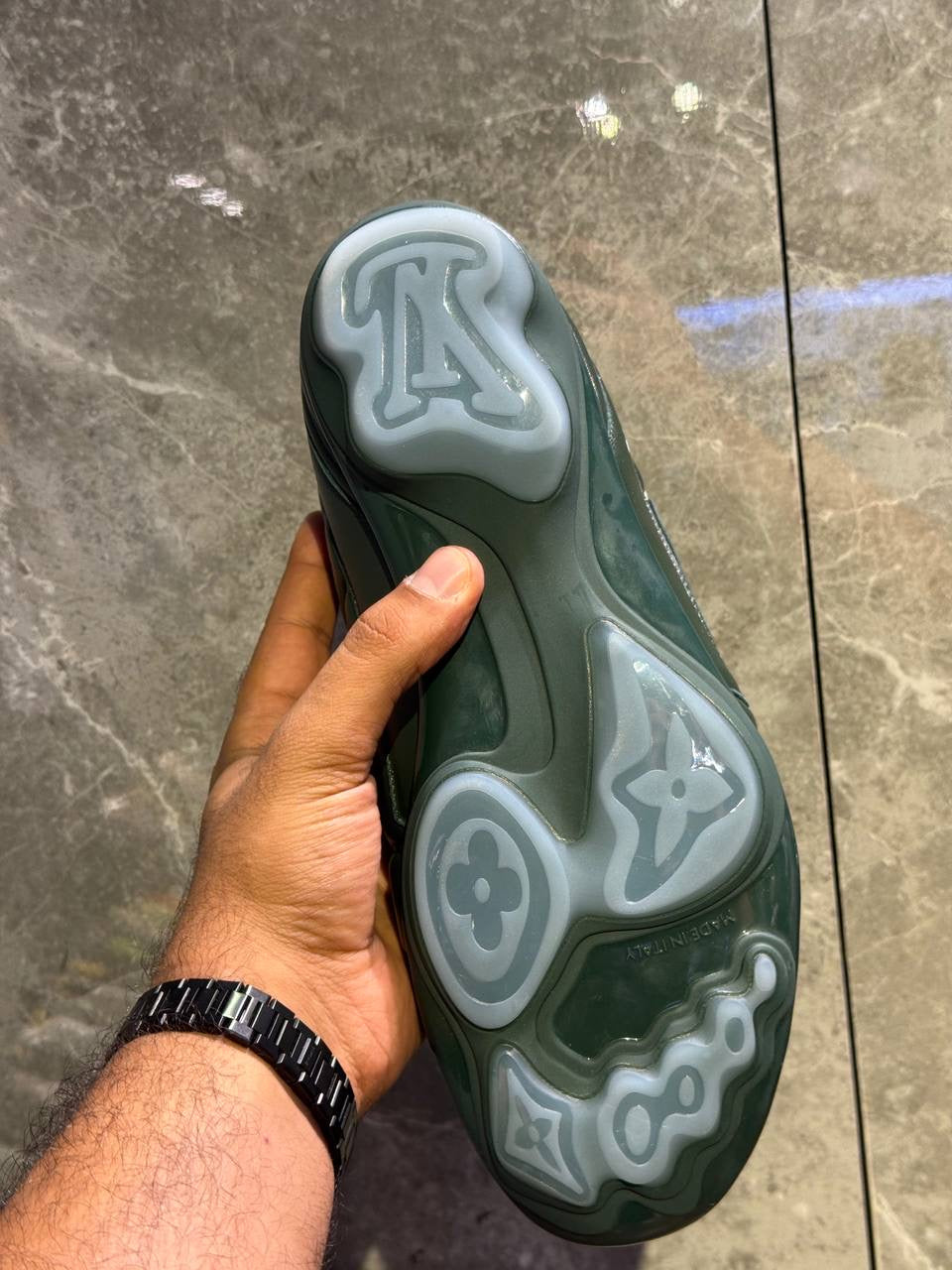 Louis Vuitton Sneakers