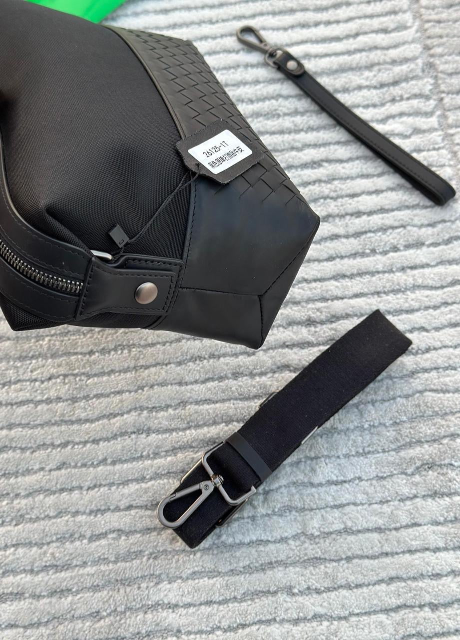 Bottega Pouch