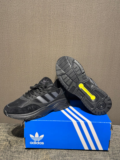 Adidas Retropy F90
