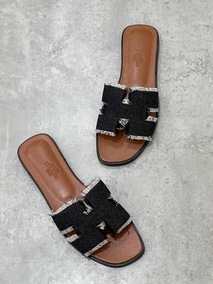 Hermes Slippers 2 colors