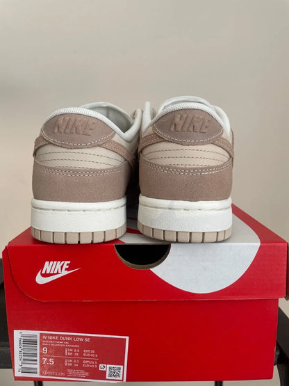 SB Dunk Low Sand Drift