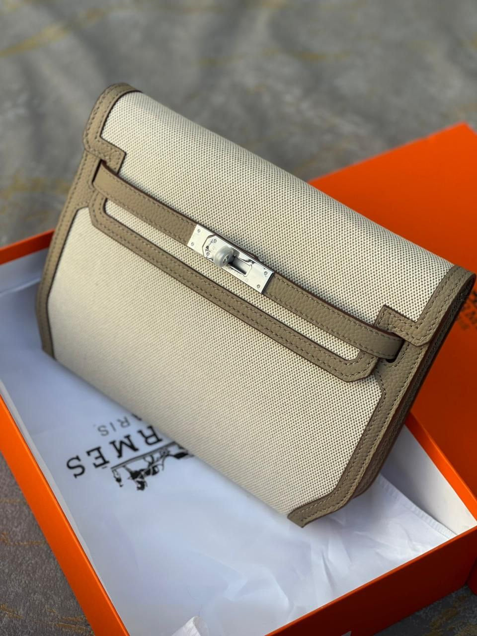 Hermes Clutch
