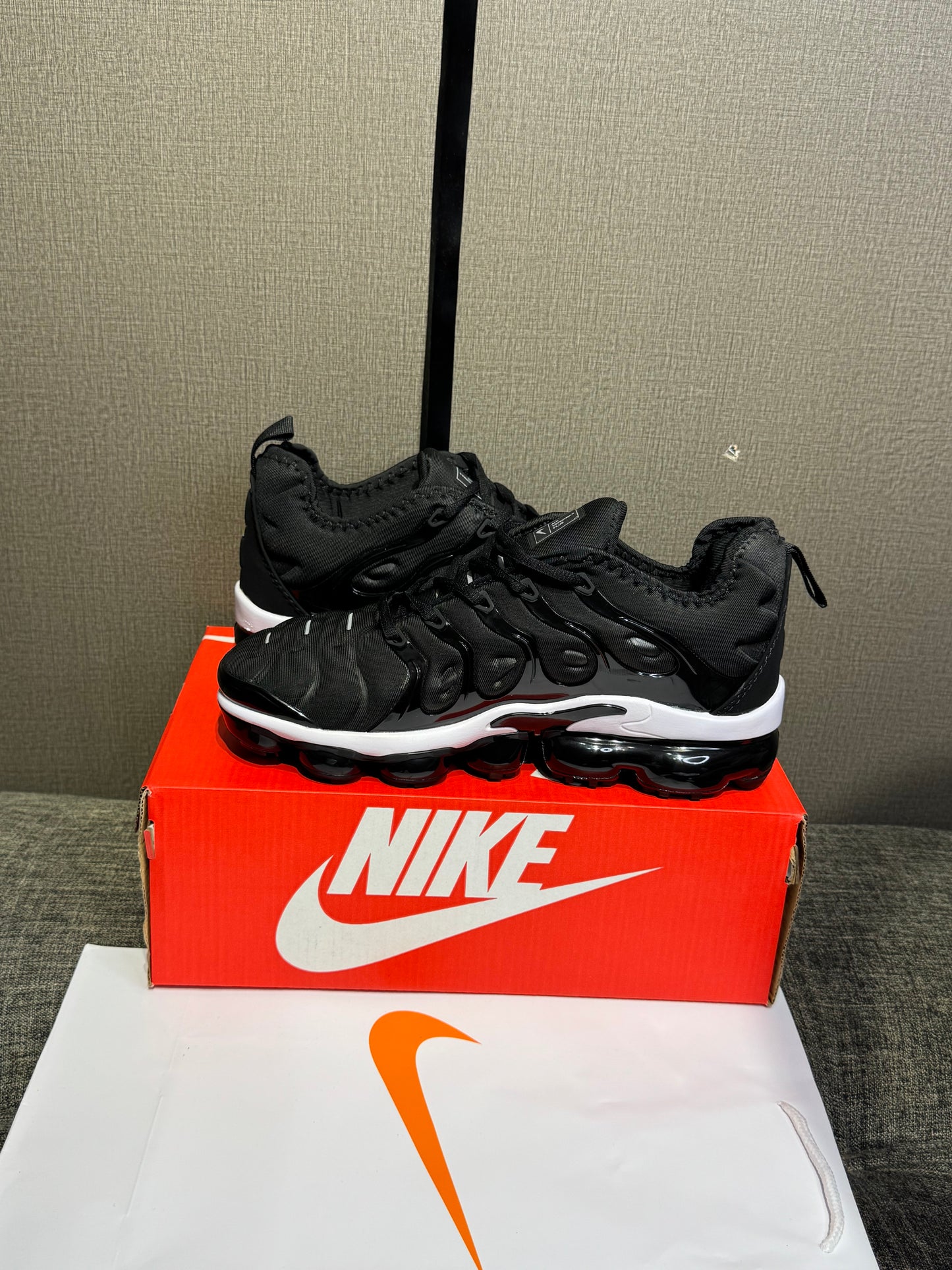 Nike VaproMax Black/White