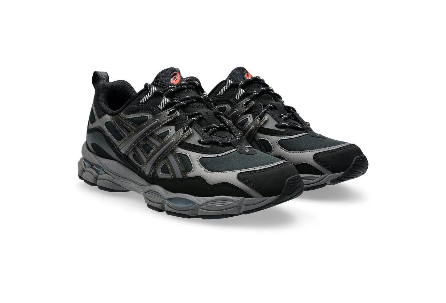 ASICS Sneakers