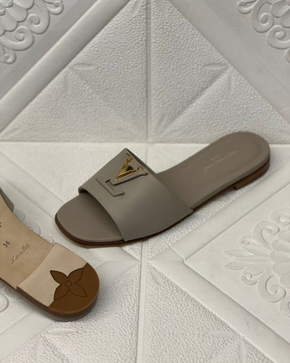 Louis Vuitton Heels & Slippers