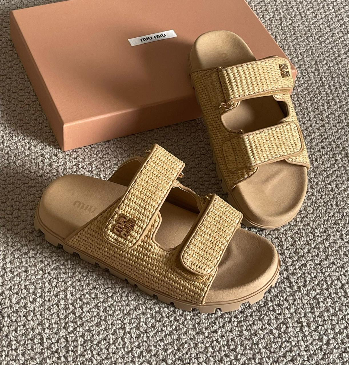 Louis Vuitton Slippers