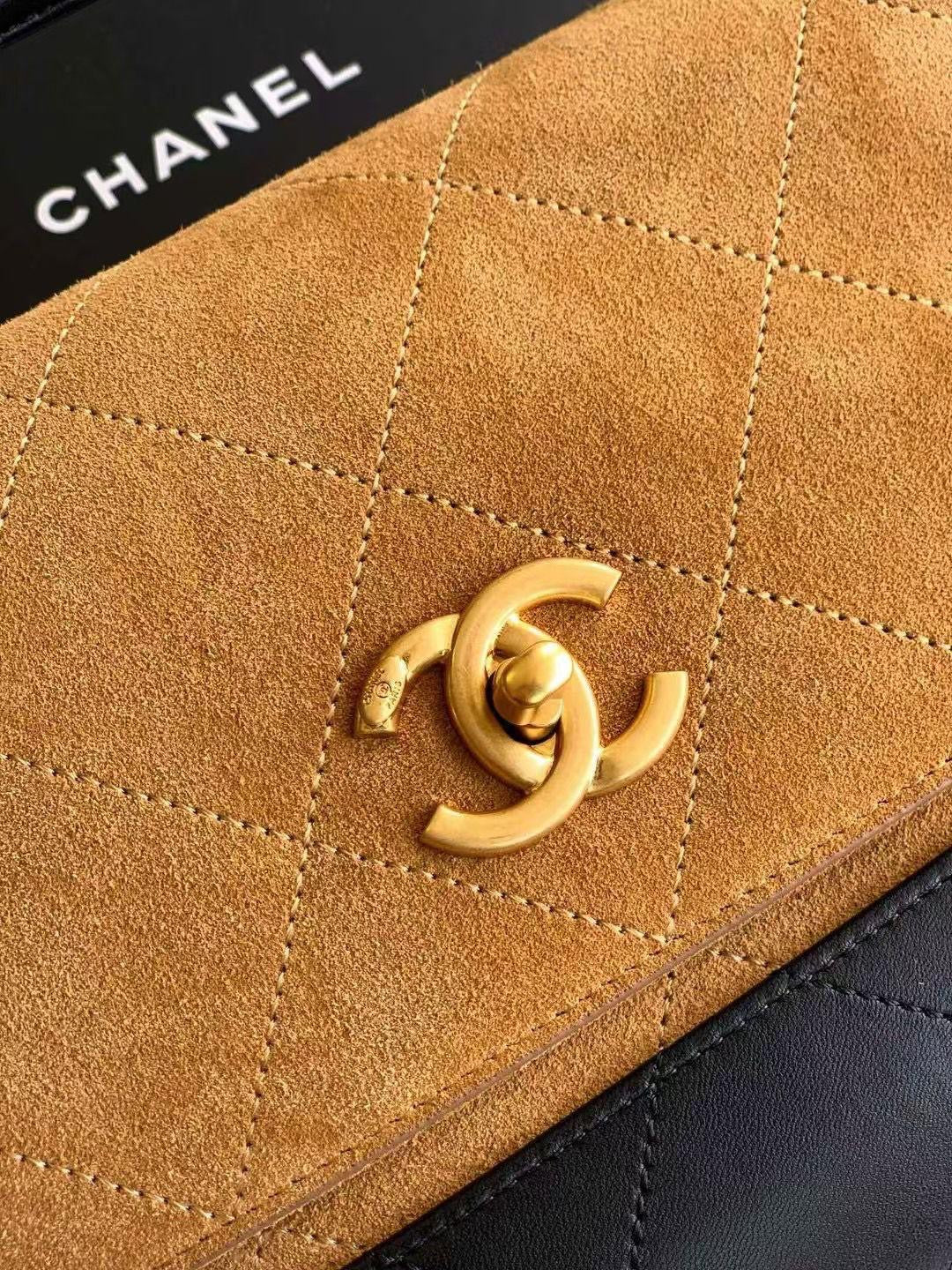 Chanel Sling Bag (VIP Quality)
