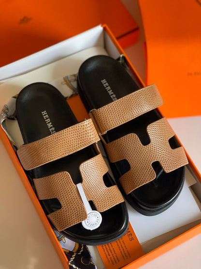 HERMES Female SLIPPERS