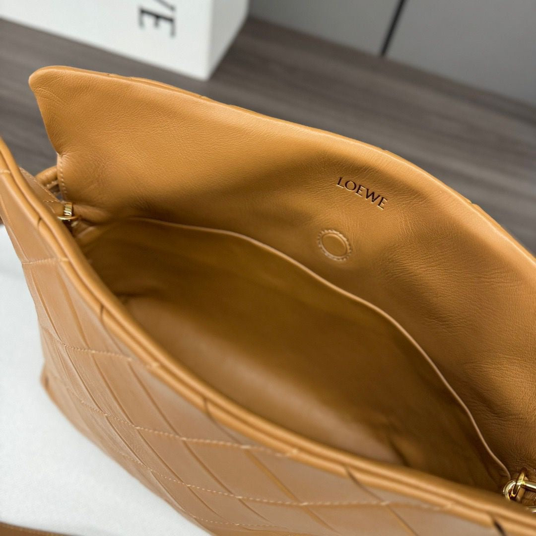 Loewe sling bag 2 colors (vip quality)