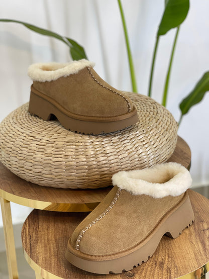 UGG Loafer