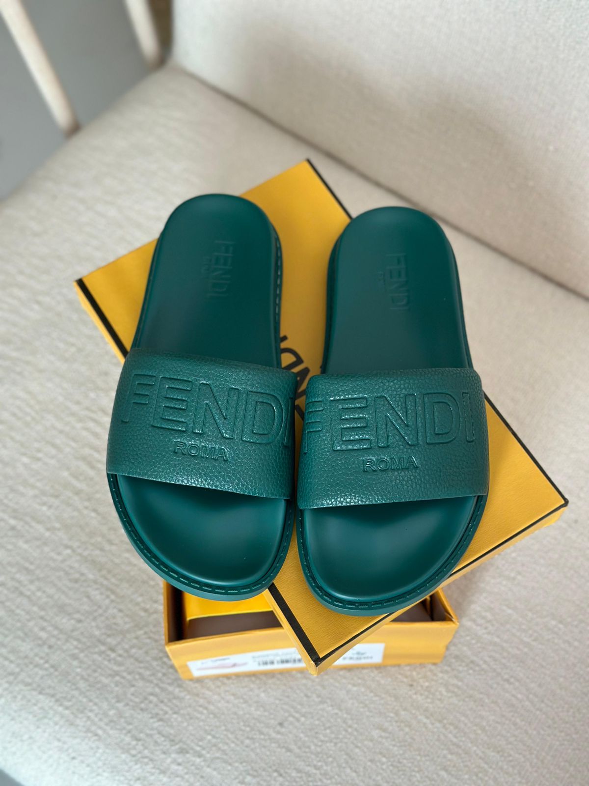 Fendi Slippers 4 colors