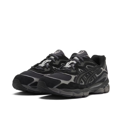 ASICS Sneakers