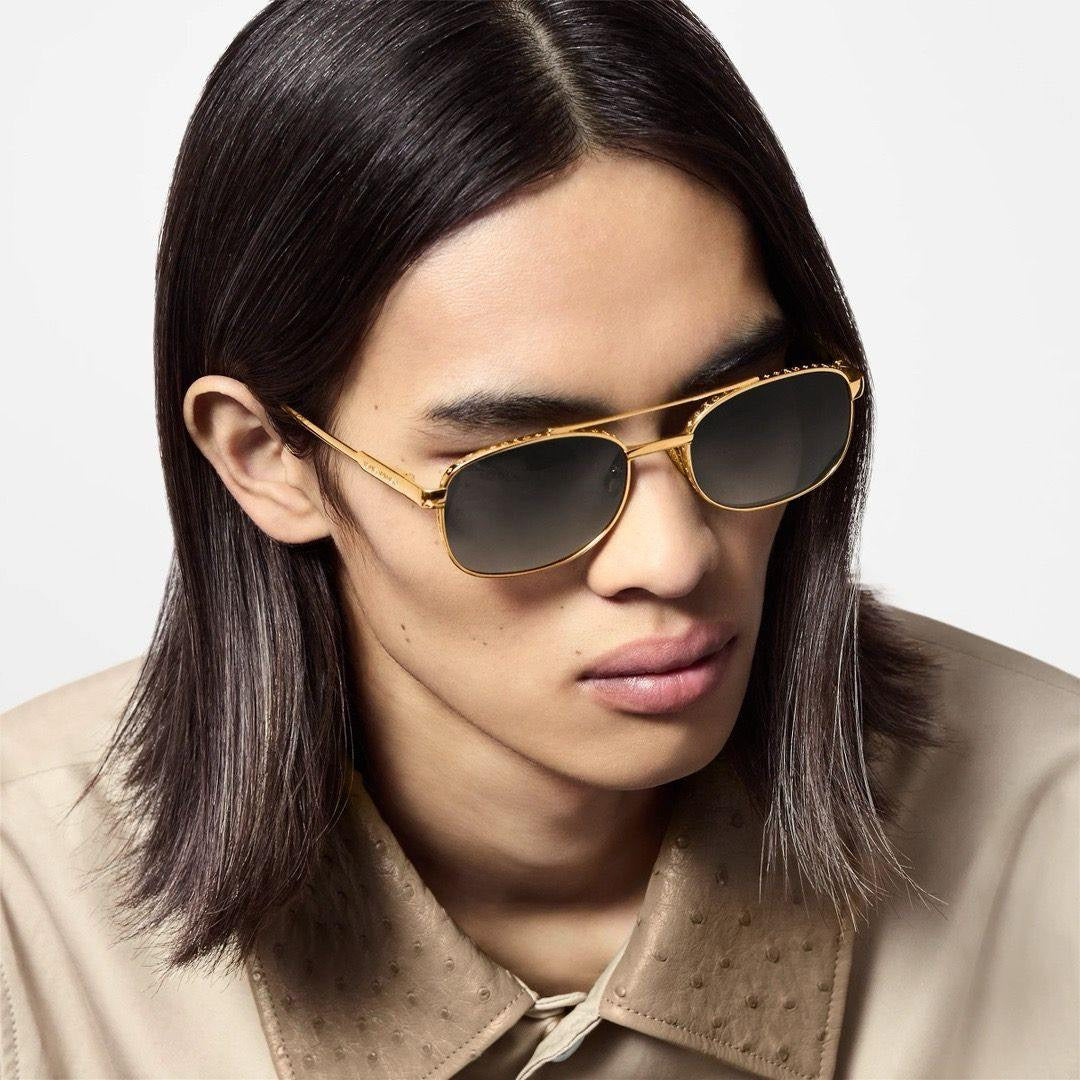 Louis Vuitton Sunglasses 2 colors