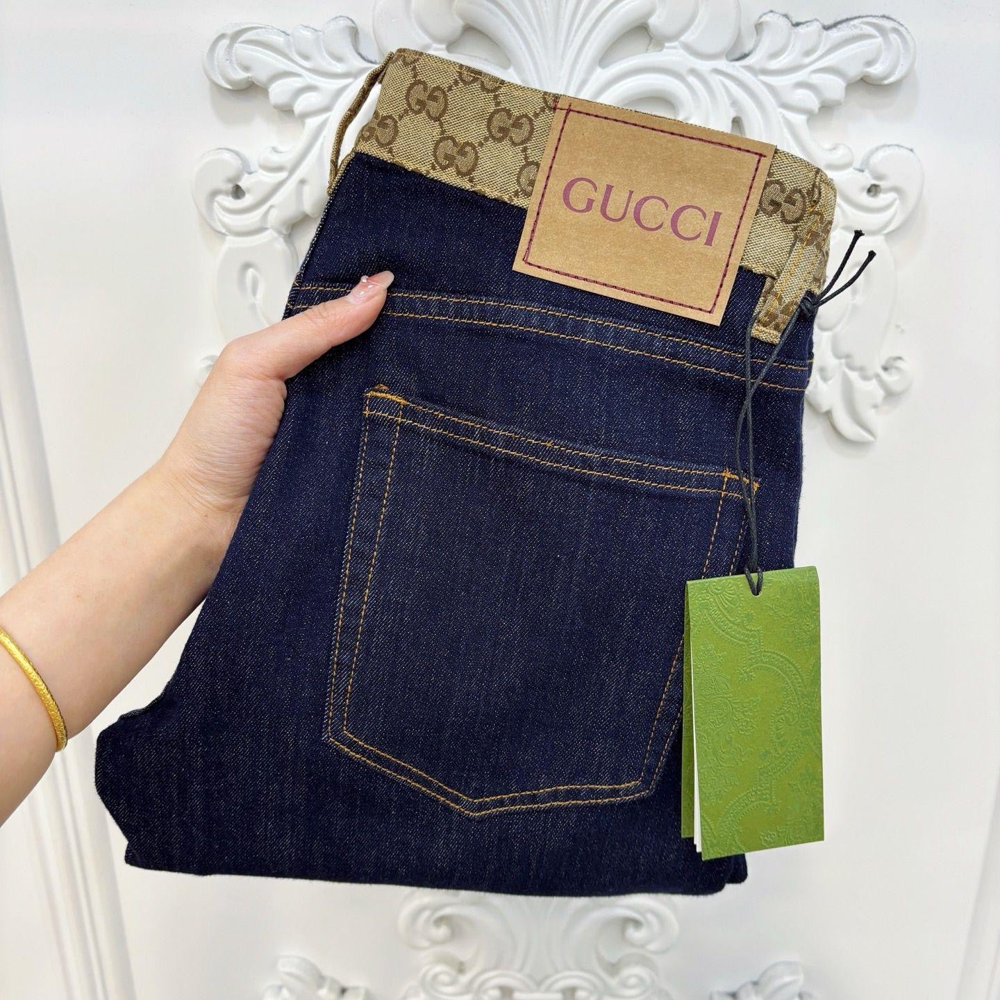 Gucci Jeans Pants