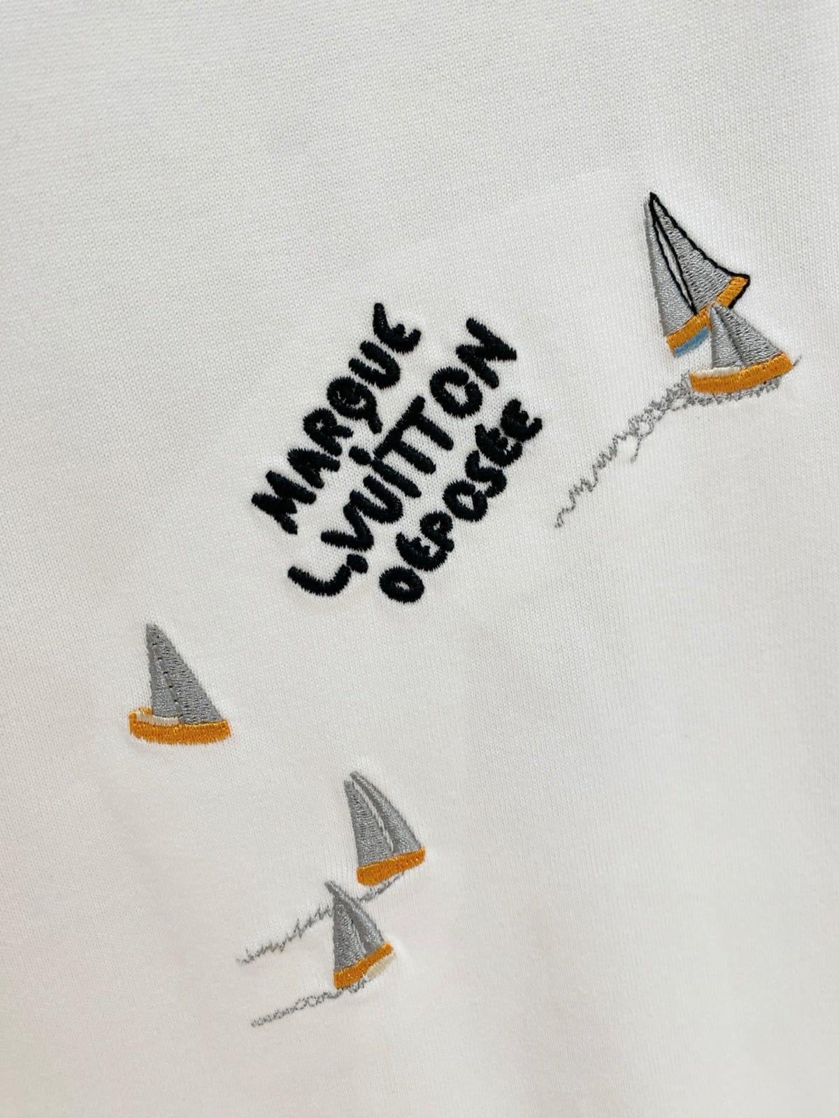 Louis Vuitton T-Shirt 2 colors